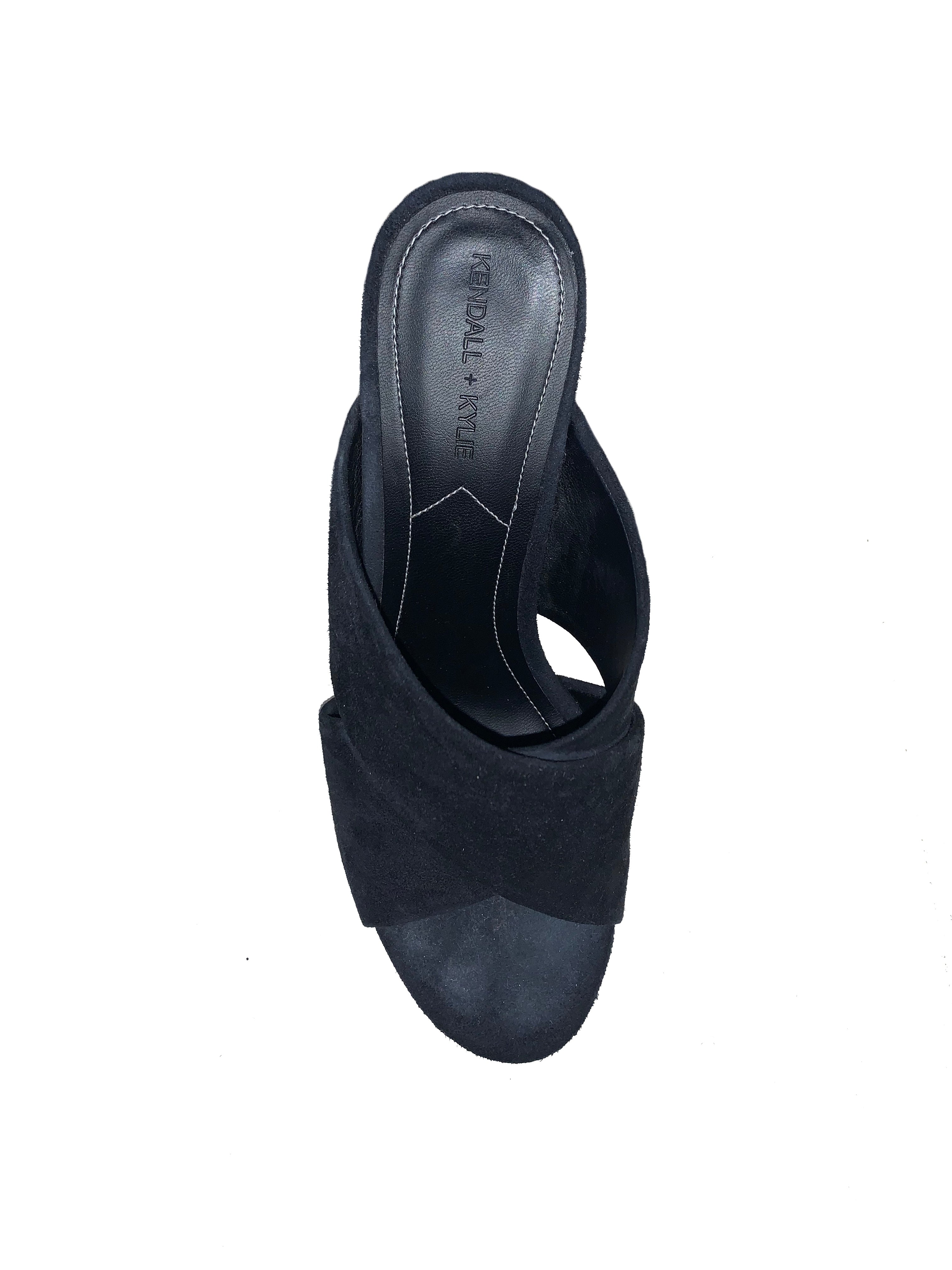 Karmen Heel