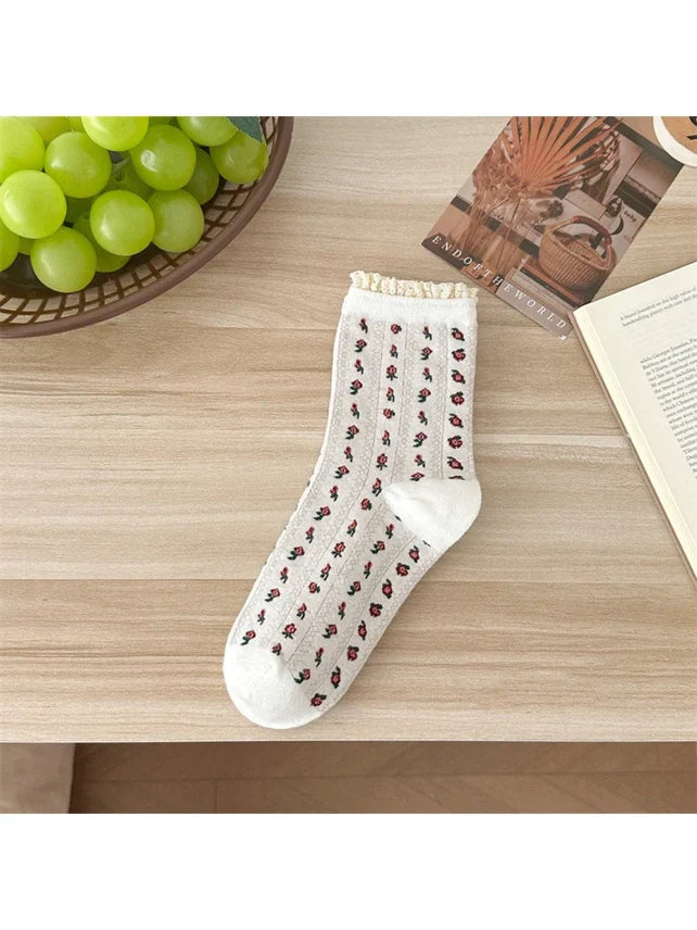 Allie Ivory Floral Lace Socks