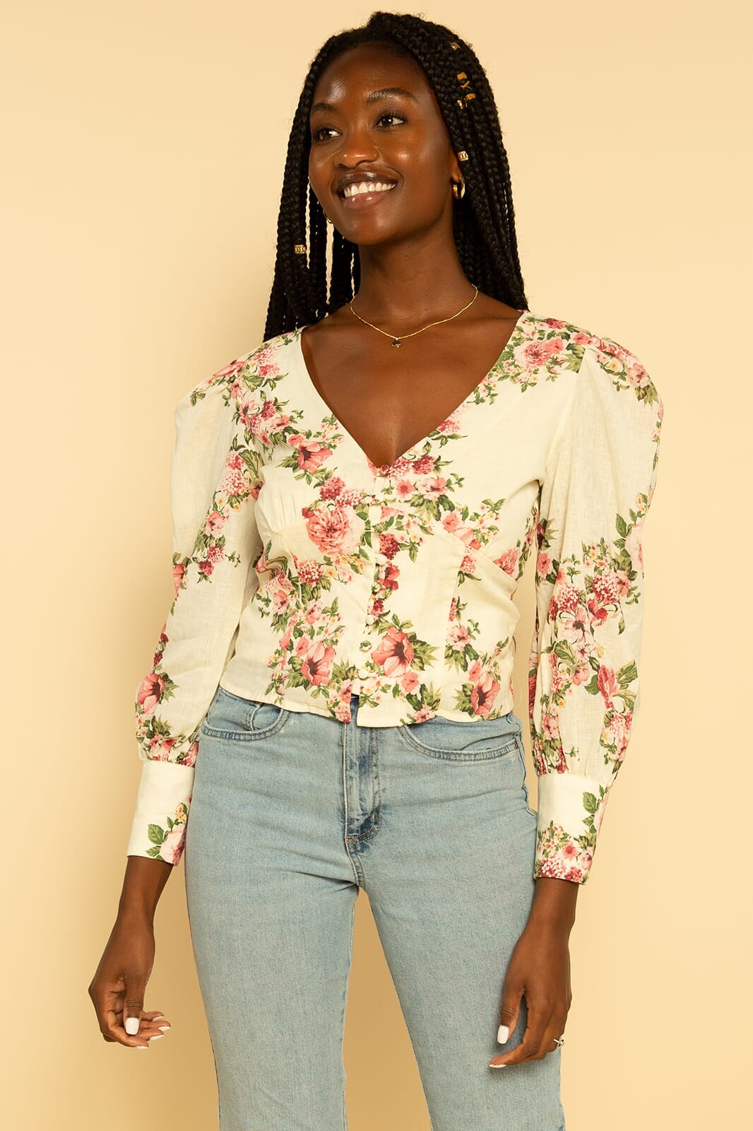 Floral V-Neck Button Puff Shoulder Top