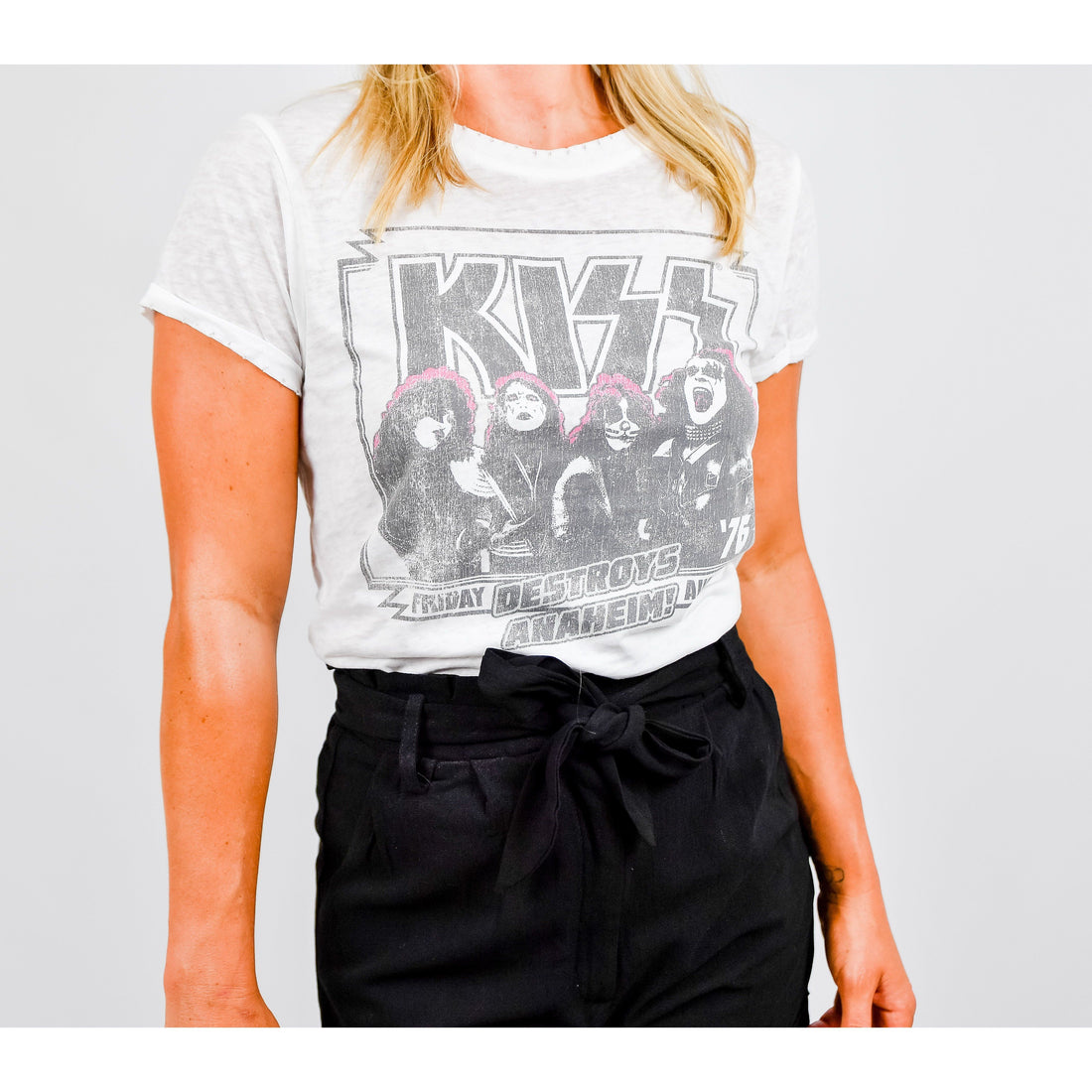 Kiss Graphic Band Tee