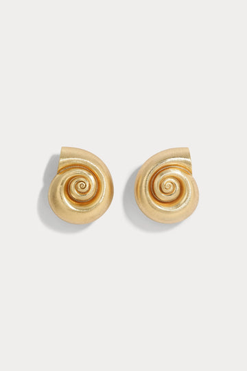 Lili Claspe La Mer Gold Shell Stud Earrings